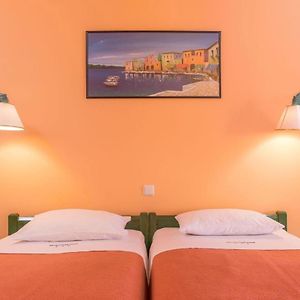 Dreibettzimmer